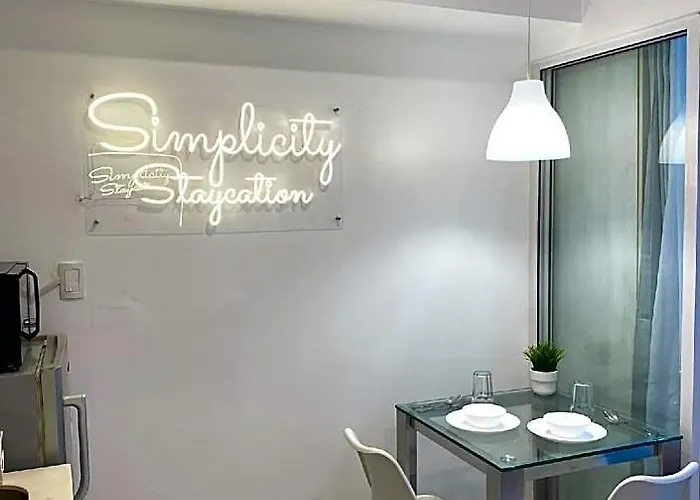 Rest Azure Staycation By K&a Hotel Manila